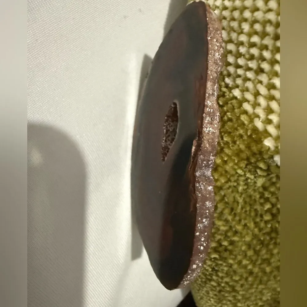 Polished Agate Slice – Natural Crystal Geode with Red & Black Bands